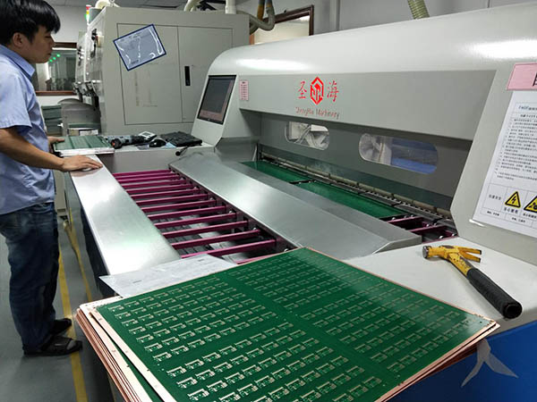 好的PCB加工廠家有哪些突出特點(diǎn)？